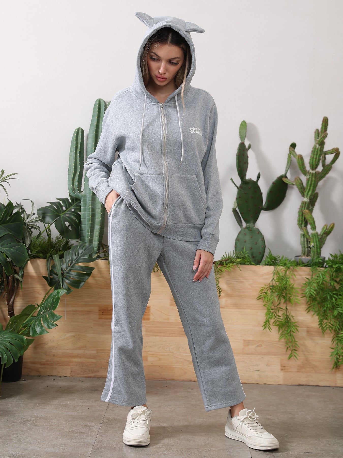 Cozy Hoodie Set for Women – Long Sleeve Loungewear Tracksuit Outfit Fashion