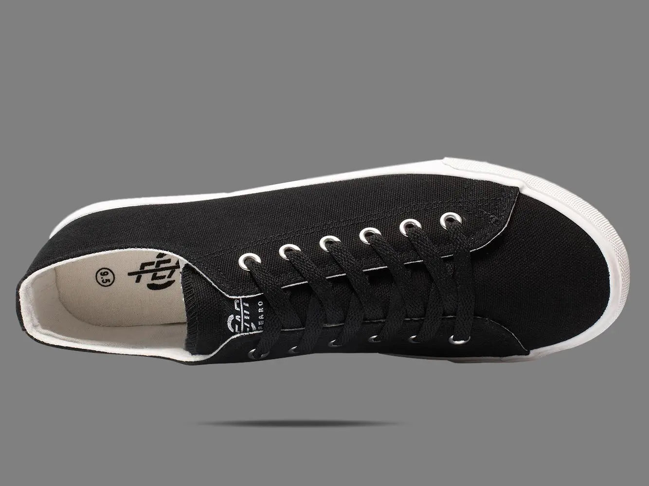 Retro Black/White Canvas Sneakers – Unisex with Cushioned Insole