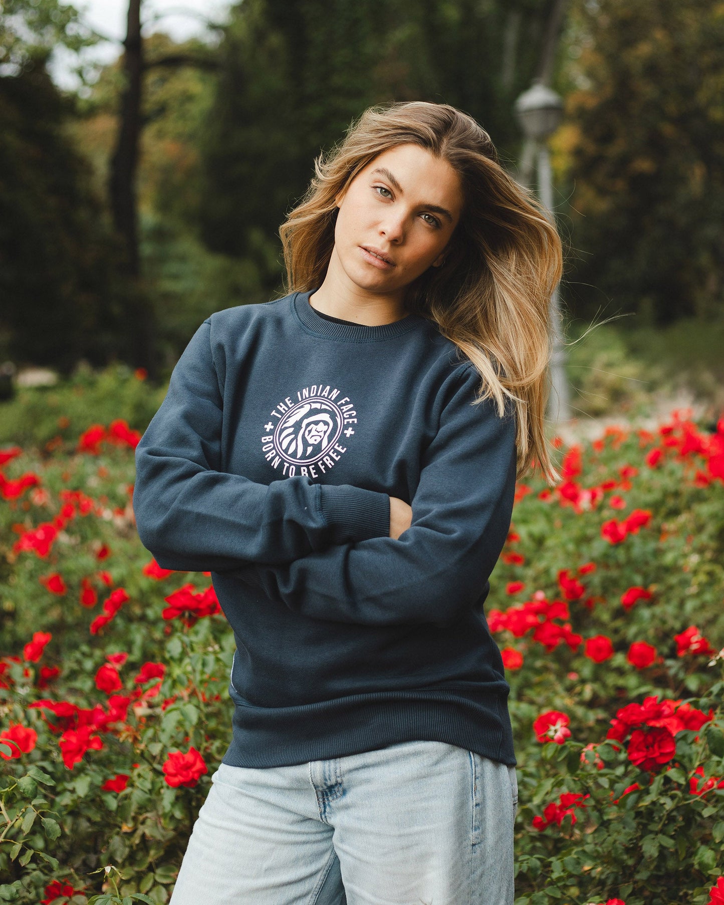 Spirit Navy Blue Watch – Elegant Modern Timepiece