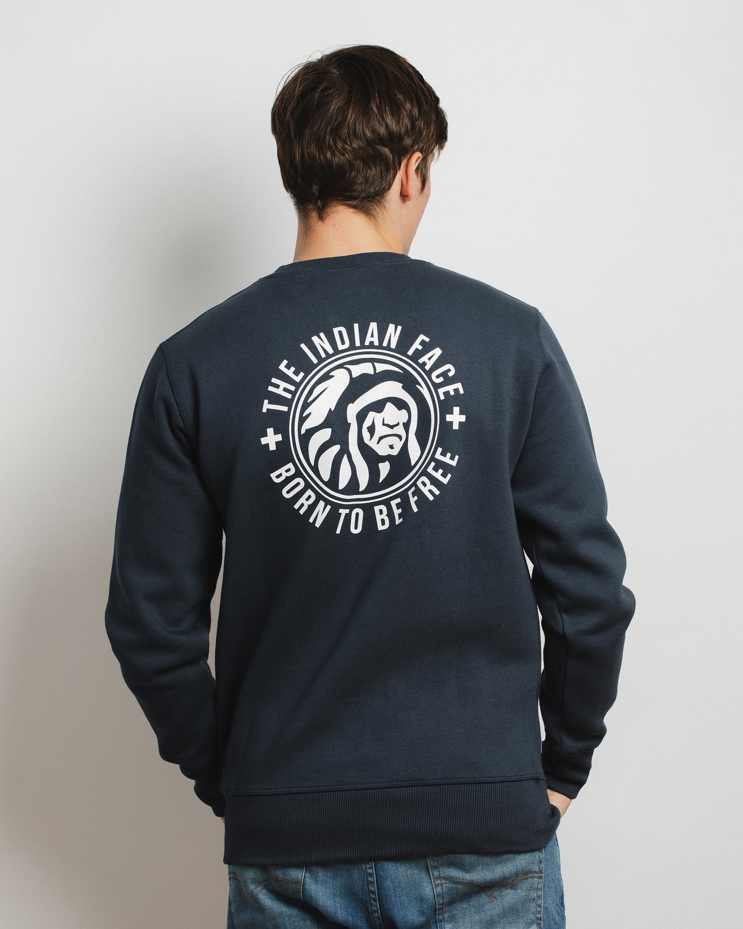 Spirit Navy Blue Watch – Elegant Modern Timepiece